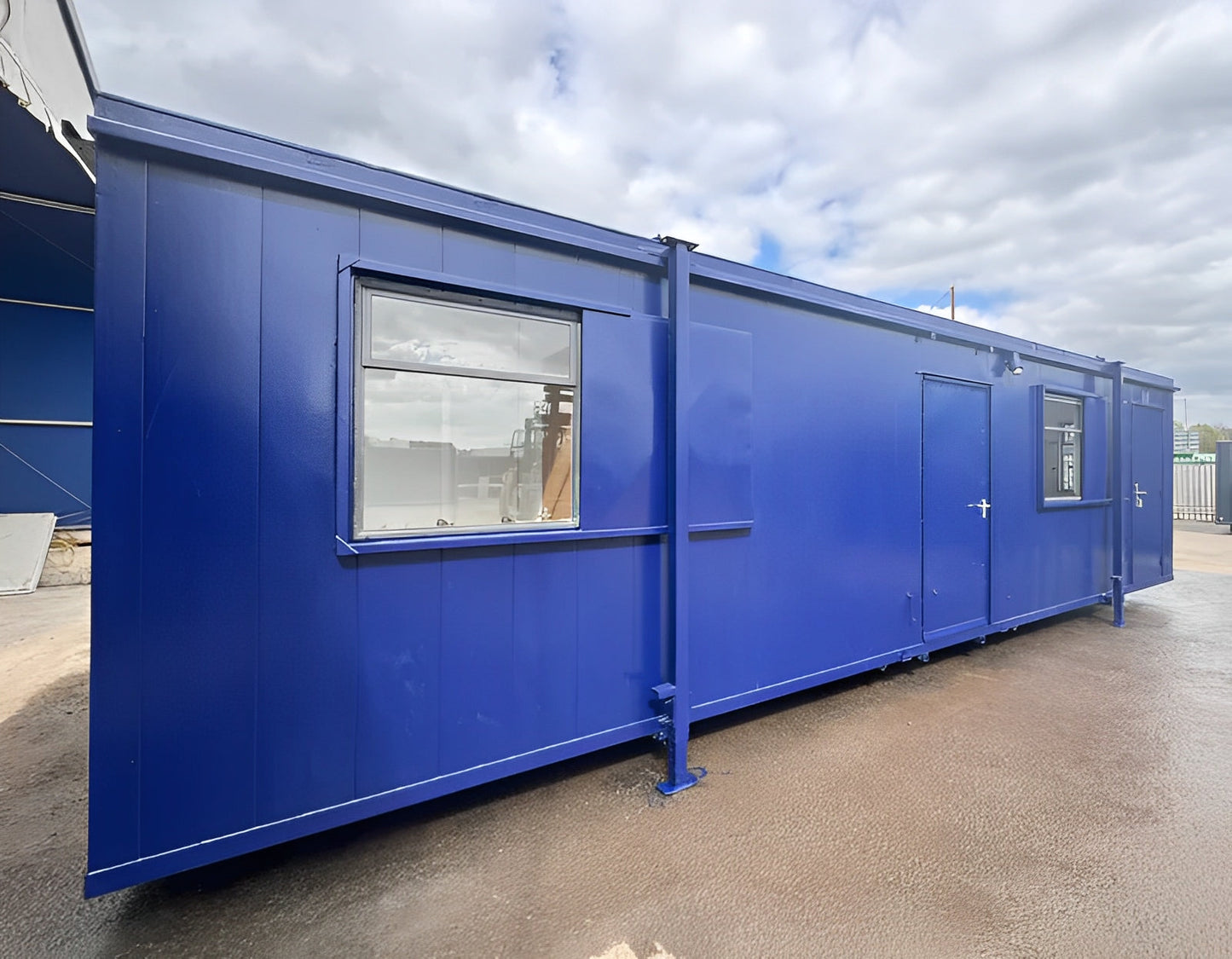 Custom 32Ft × 10ft Cabin Office + Canteen + 1+1 WC Wash Rooms Anti-Vandal