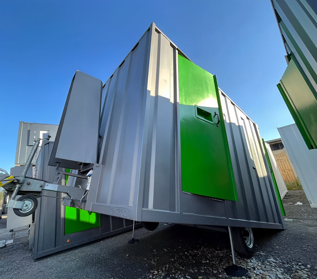 12 x 7.5ft Towable Mobile Welfare Unit With Diesel Generator