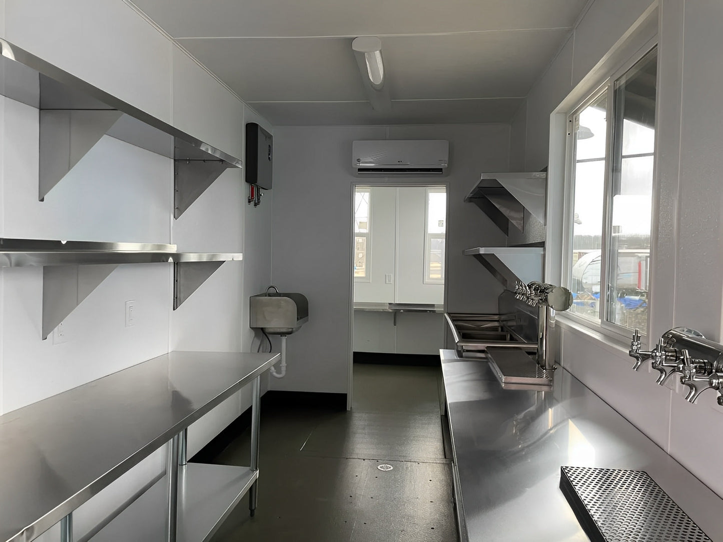 40ft Shipping Container Bar