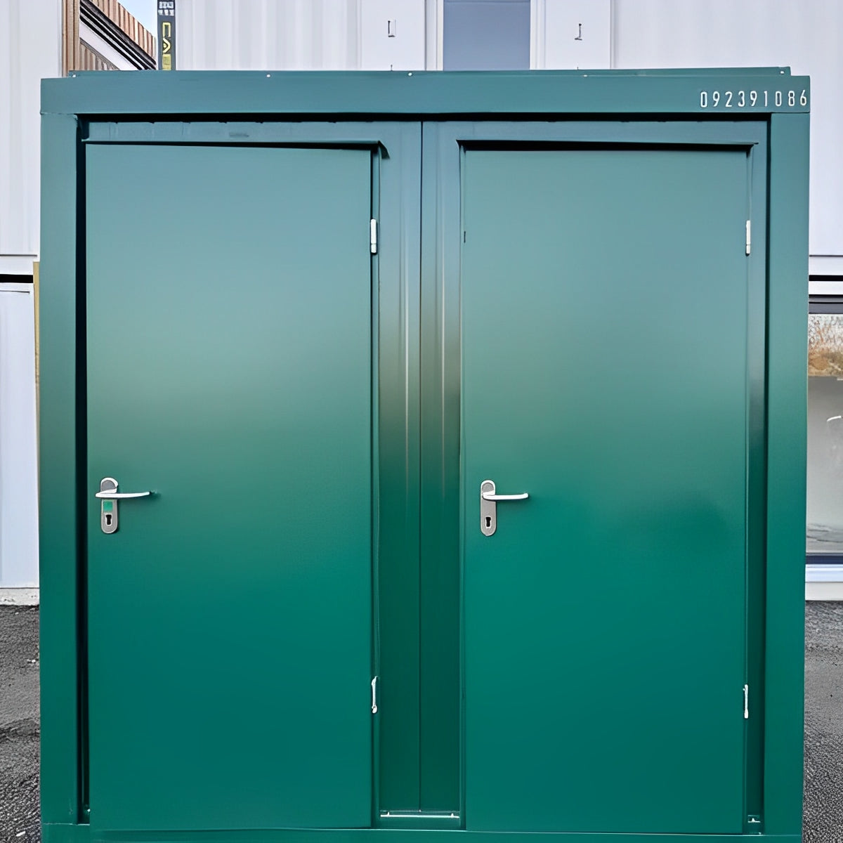 8Ft x 5Ft Mains Toilet/Shower