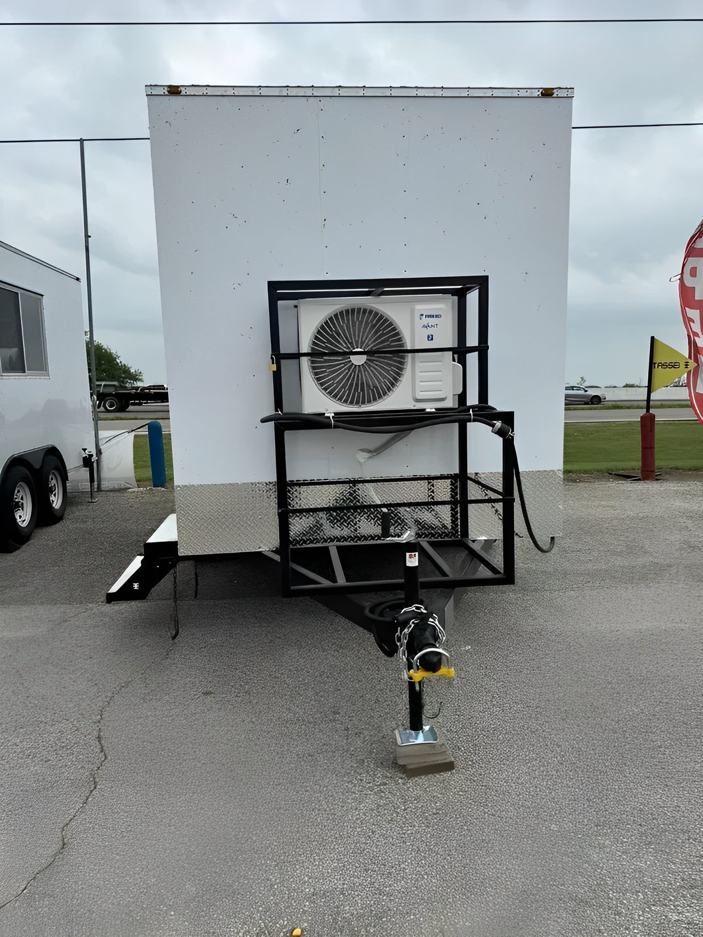 Upscale 2 Station Portable Restroom Trailer 7′ x 14′