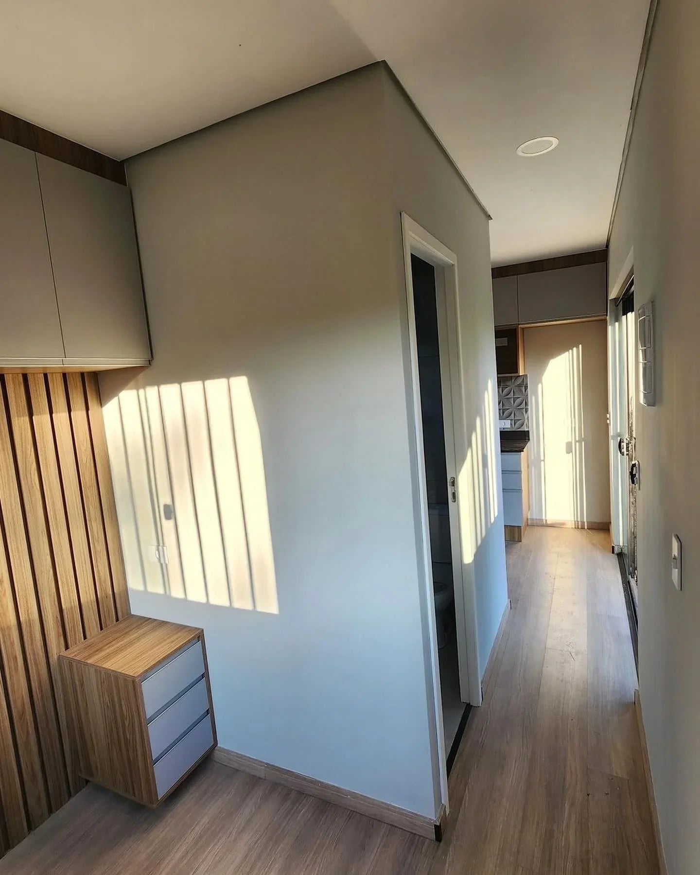 Custom 20ft Shipping Container Home With Water Tank