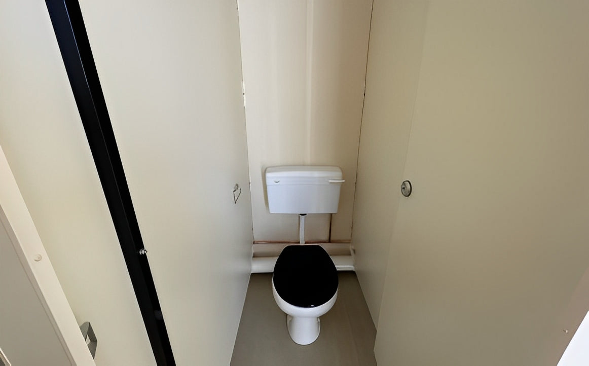 12Ft x 9Ft 2+1 Jackleg Toilet Cabin
