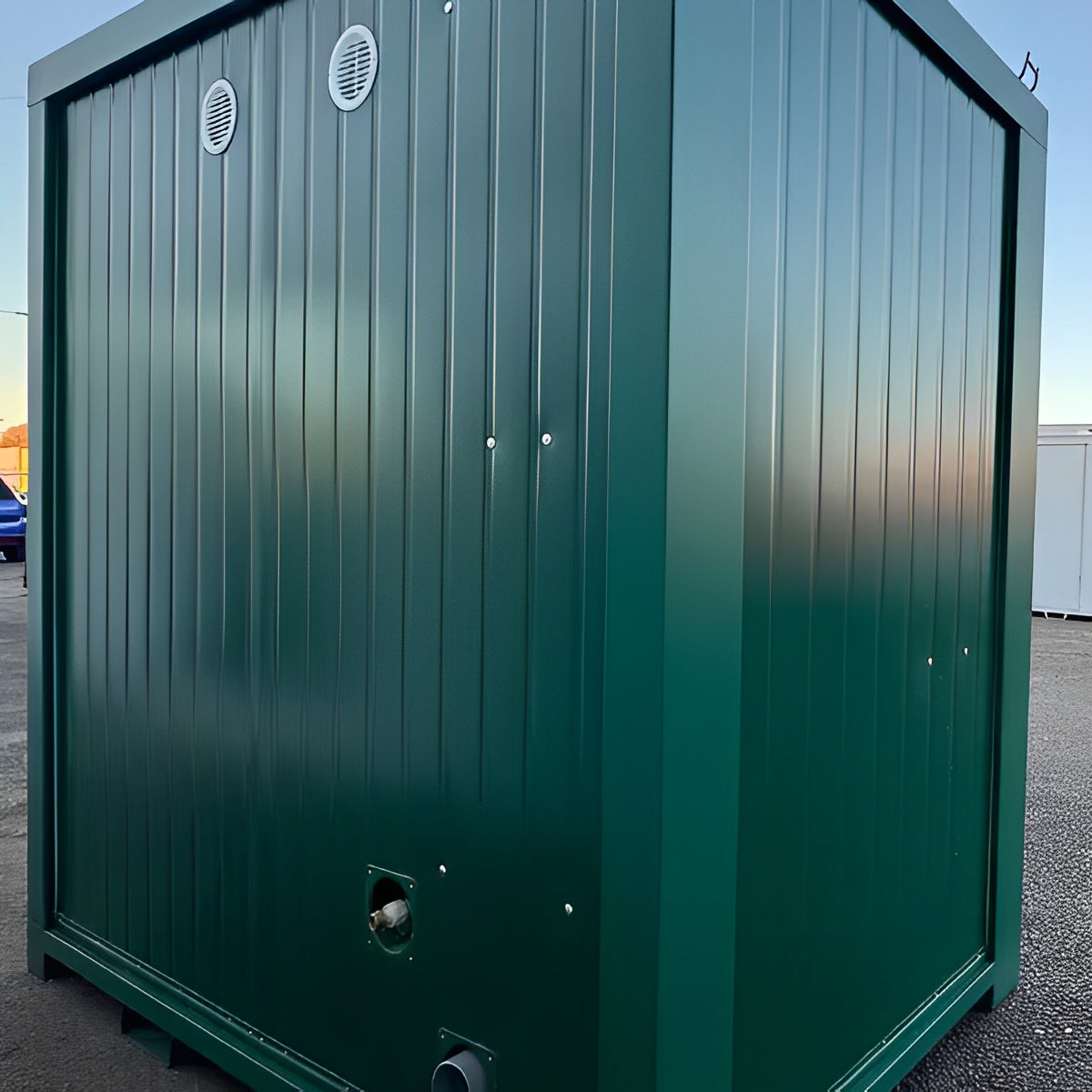 8Ft x 5Ft Mains Toilet/Shower