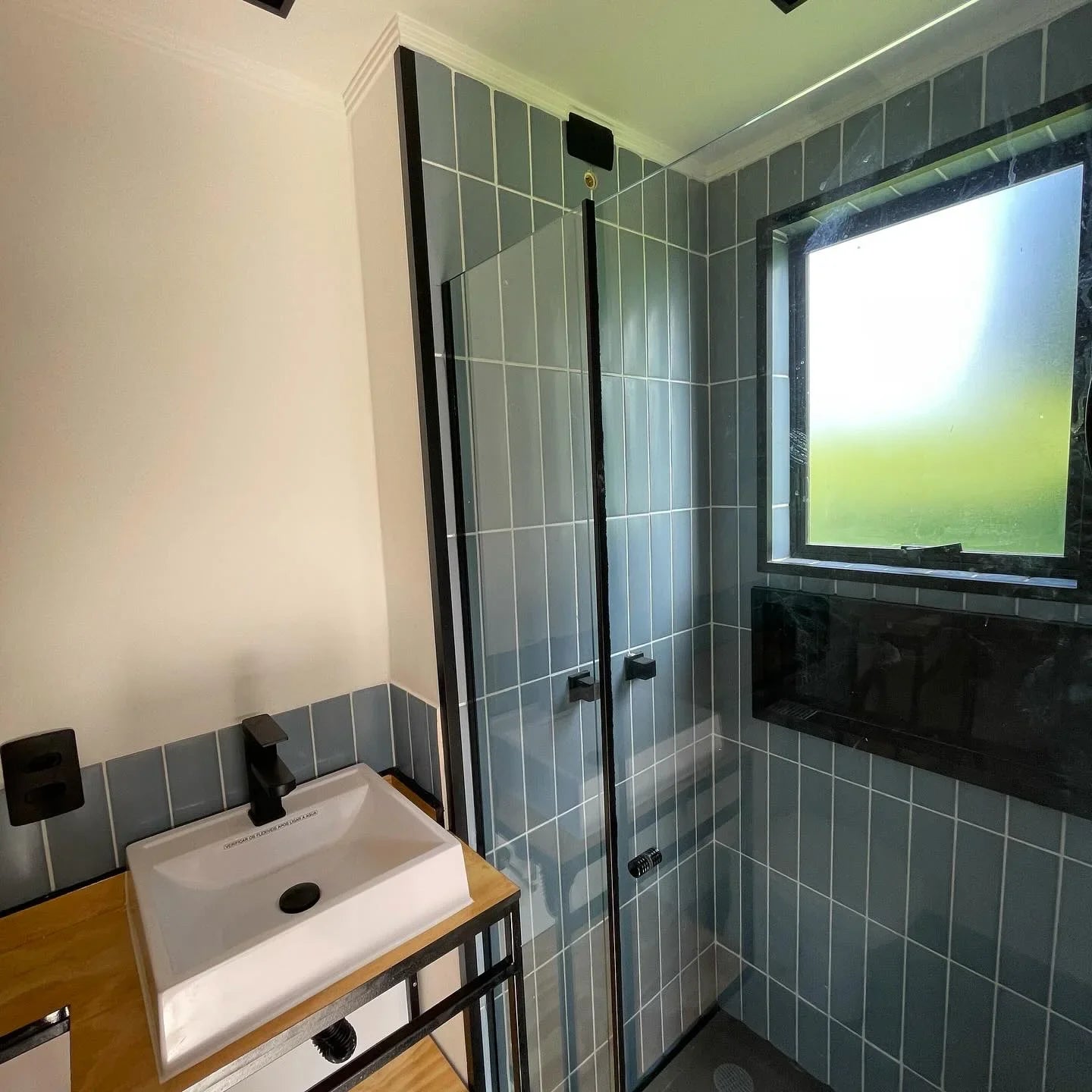 Custom 20ft Cozy Cabin Container House