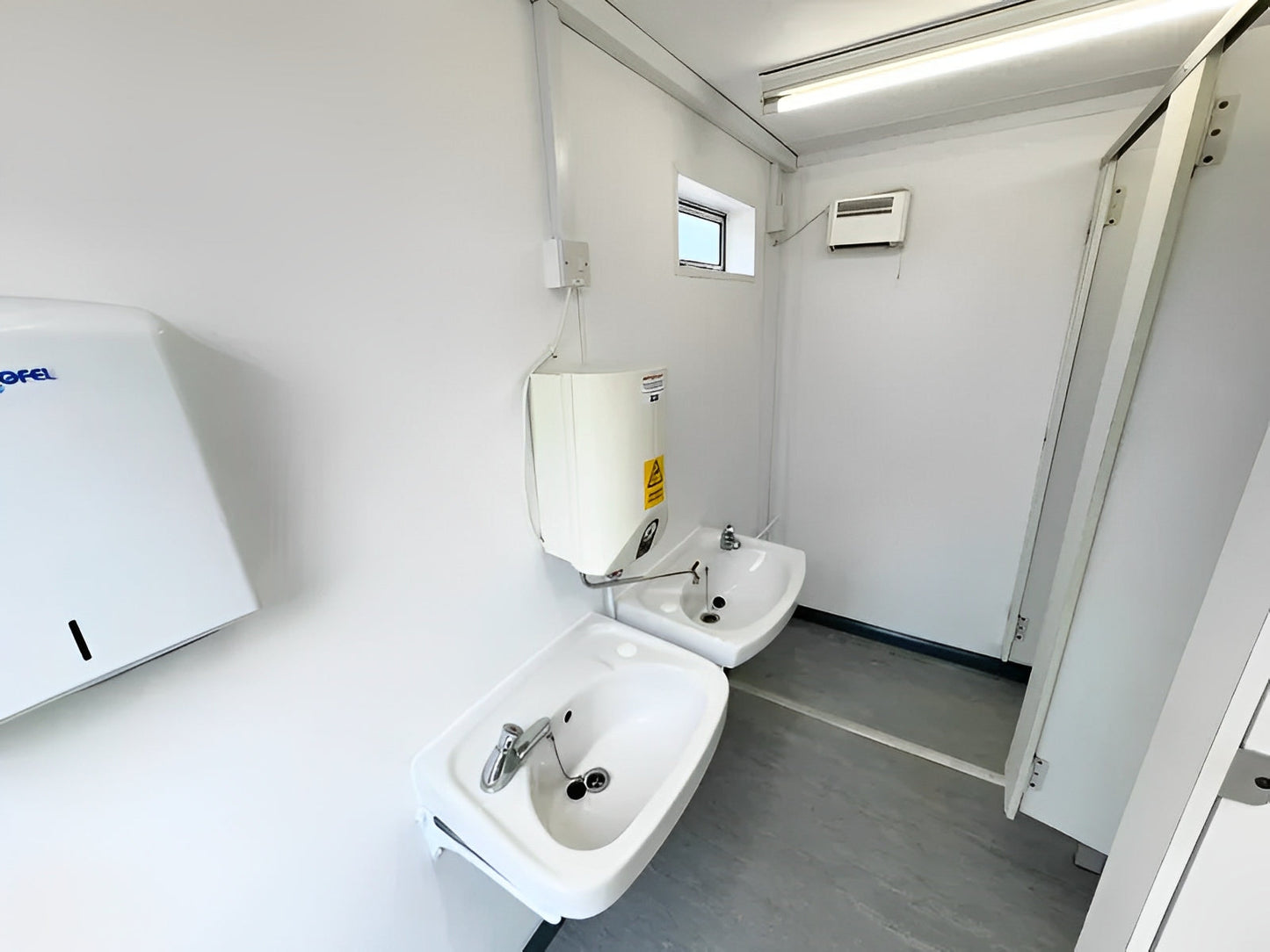 12 x 9ft Anti Vandal 2 + 1 Toilet Block