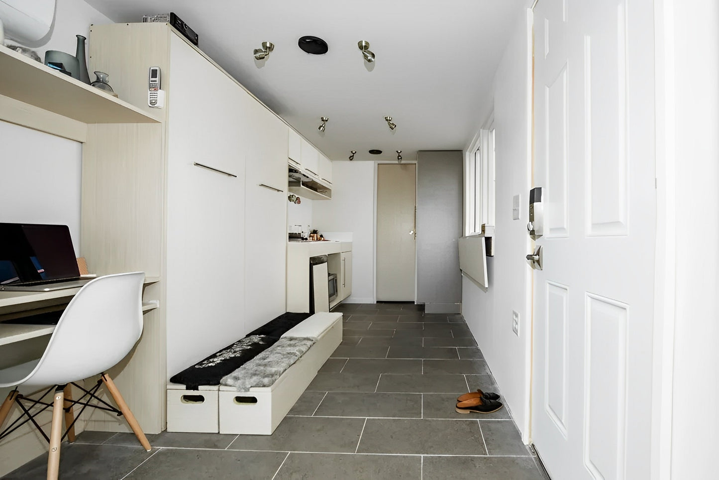 Fully Equipped 20ft Shipping Container Home