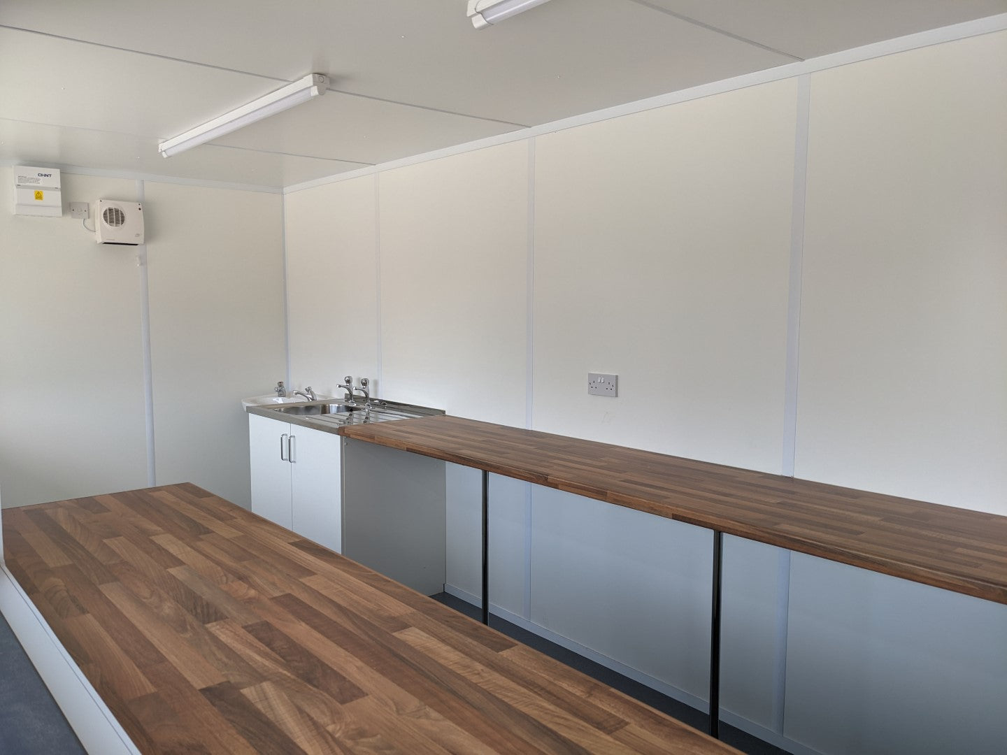 20ft Outdoor Catering Unit – Black Steel Shipping Container Conversion