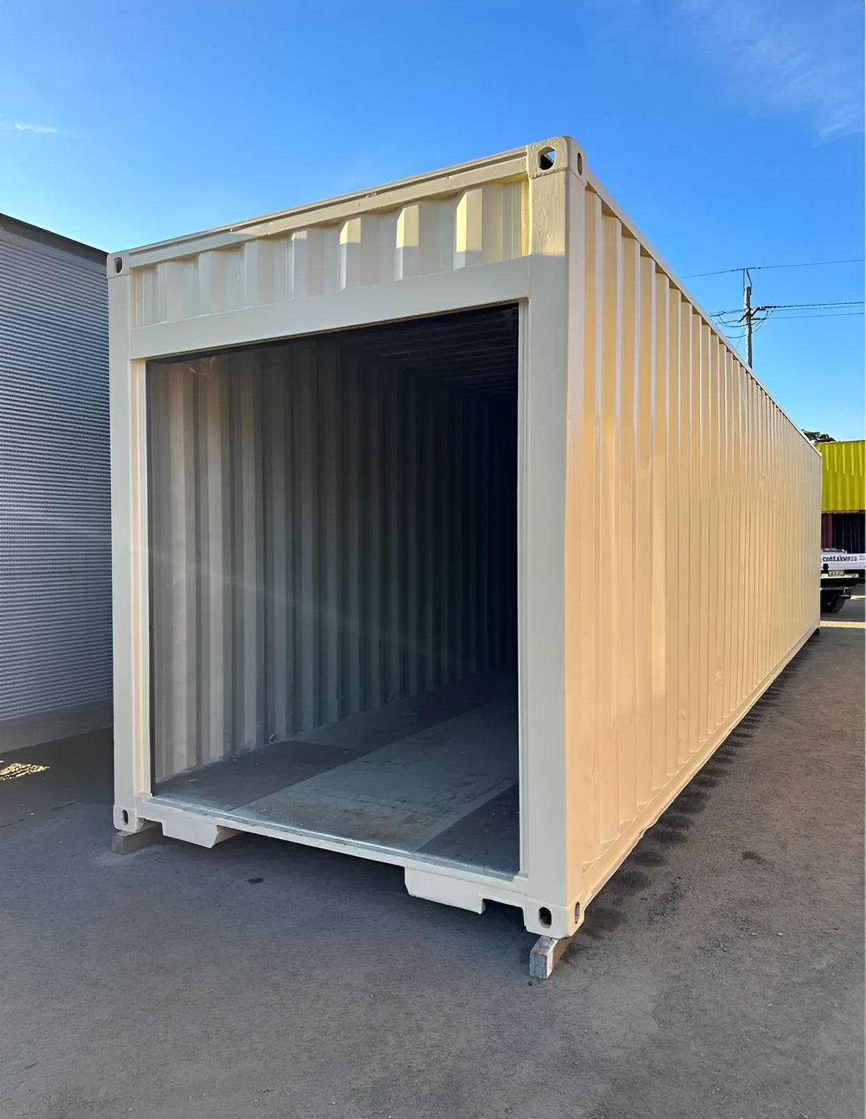 40ft X 8ft Shipping Container With Roll-Up Door