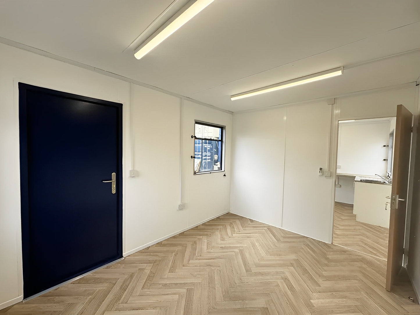 Custom 32Ft × 10ft Cabin Office + Canteen + 1+1 WC Wash Rooms Anti-Vandal