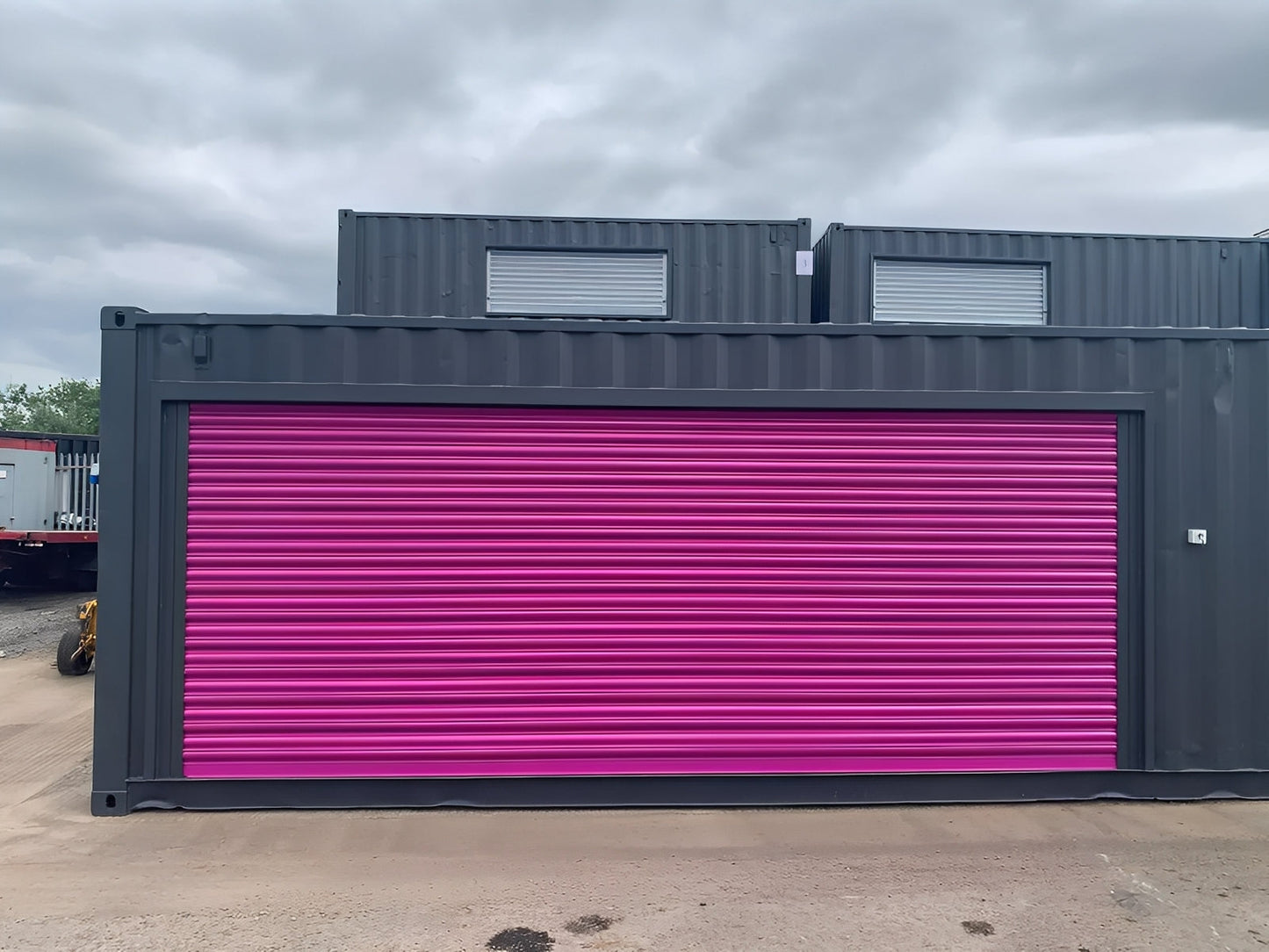 40Ft x 8Ft Shipping Container With Double Roll-Up Doors