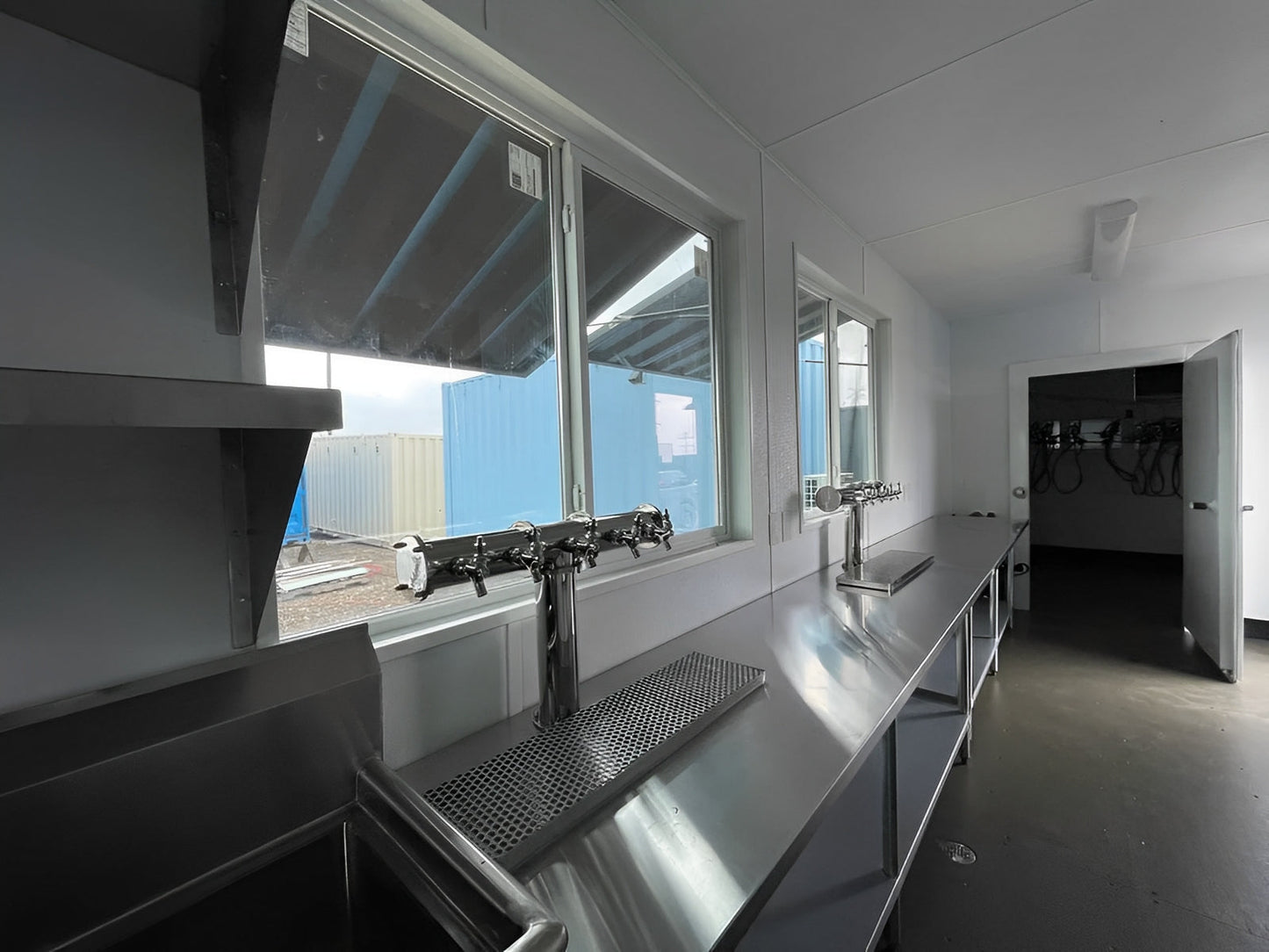 40ft Shipping Container Bar